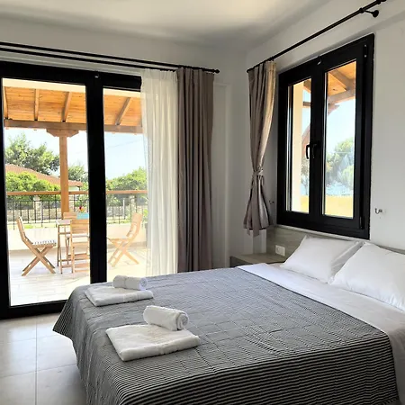 شقة Ammos Casta Beachfront
