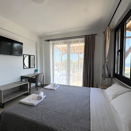 Апартаменты Ammos Casta Beachfront