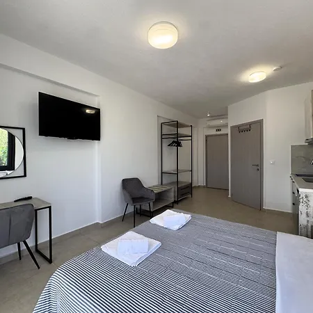 Ammos Casta Beachfront * Никити