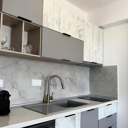 Ammos Casta Beachfront Никити