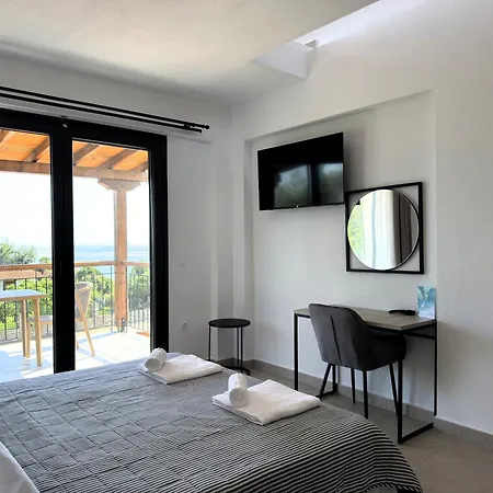 شقة Ammos Casta Beachfront *