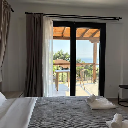 Ammos Casta Beachfront * نيكيتي