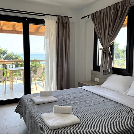 Ammos Casta Beachfront *